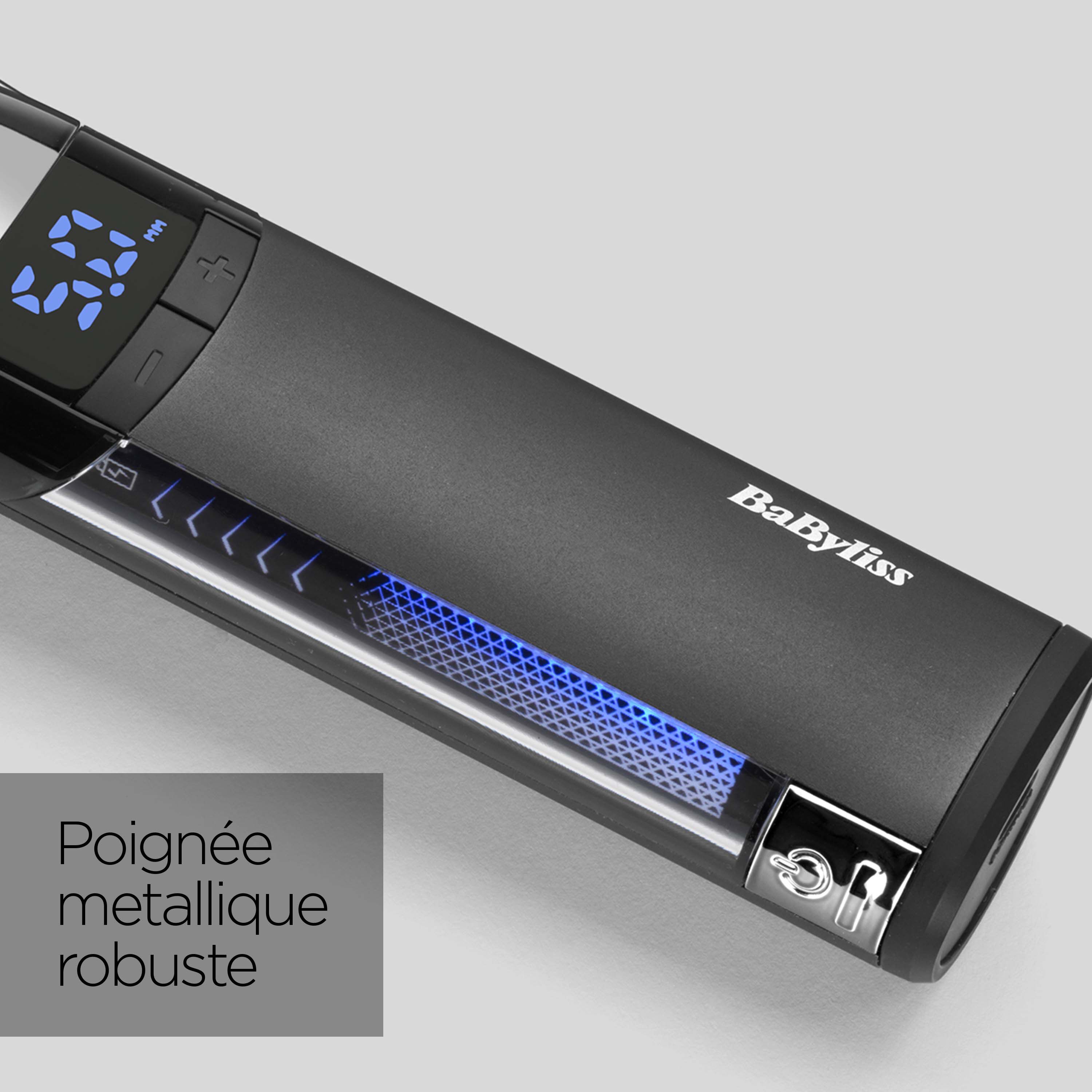 Poign&eacute;e metallique robuste